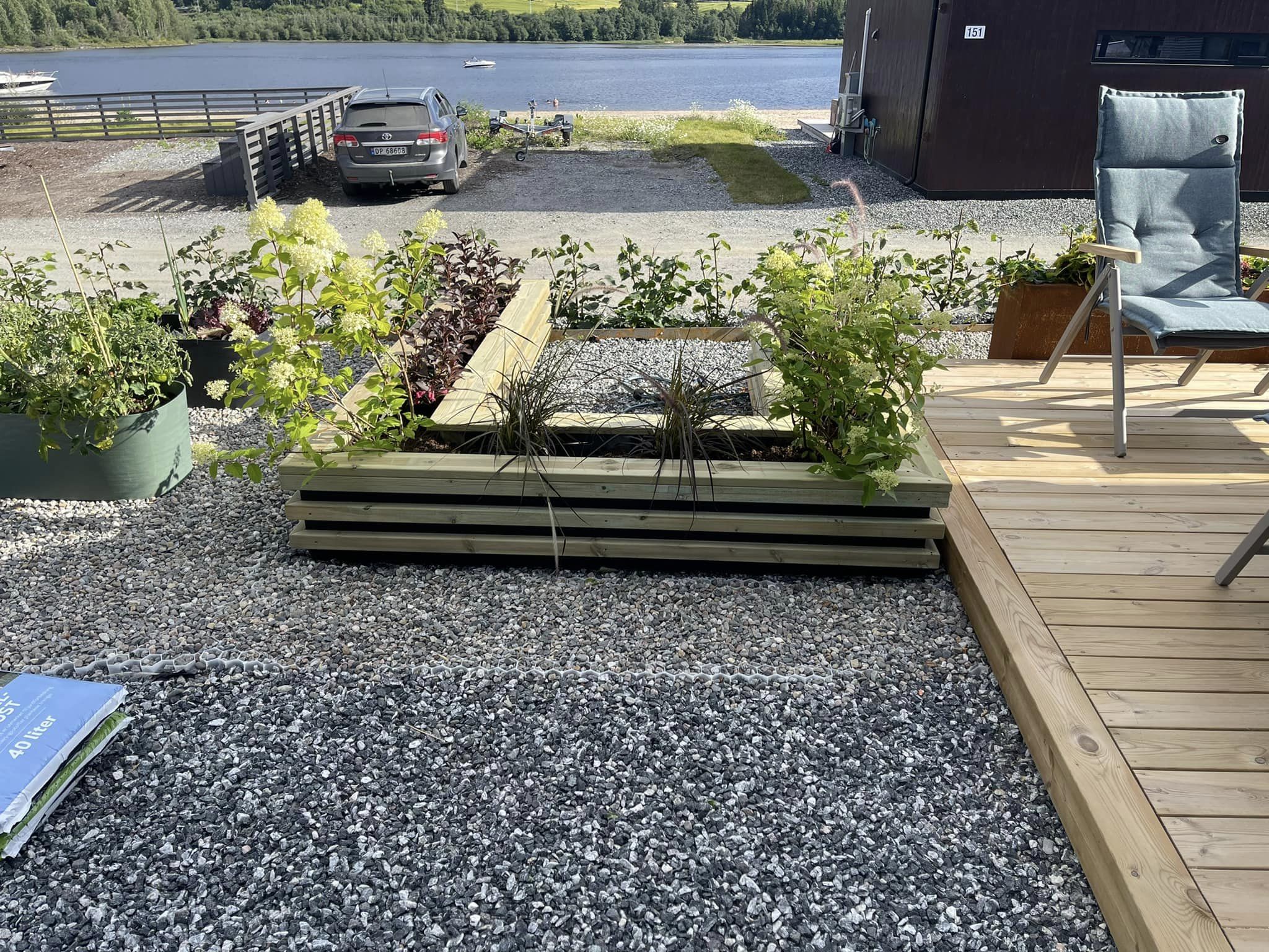Blomsterkasse til uteområde